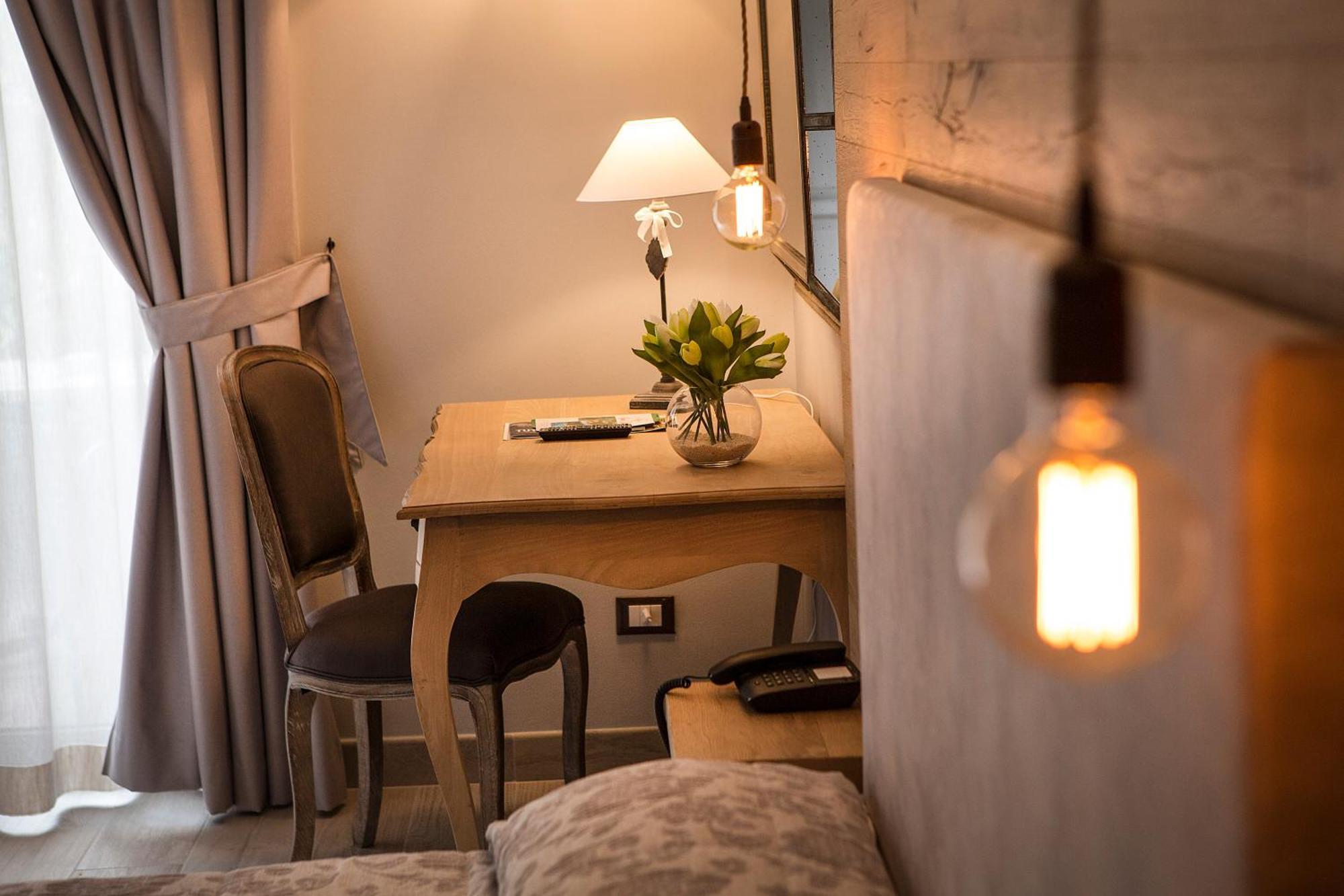 Hotel Livia Gargnano Rom bilde